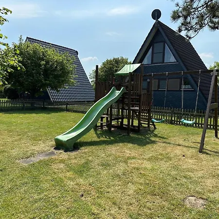 Nettes In Fedderwardersiel Mit Eigenem Garten Сasa de vacaciones *